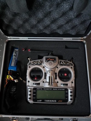 FrSky X9D Taranis PLUS - Bild 1 von 4