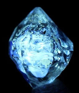ASFALTITA DE PETRÓLEO en CUARZO Muestra Cristal Fluorescente Mineral PAKISTÁN - Imagen 1 de 6