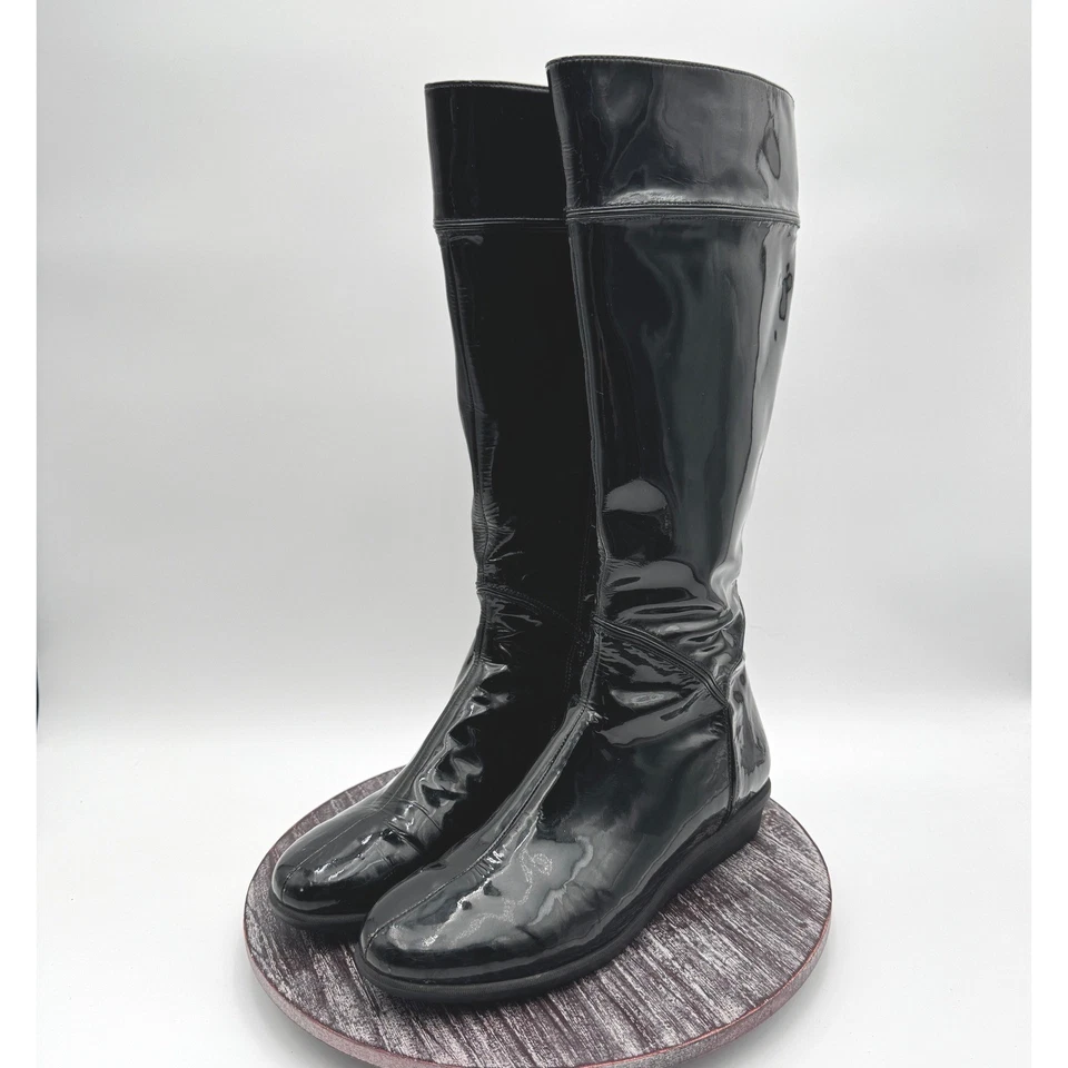 Botas Cole Haan para mujer 9,5 altas charol hasta la rodilla impermeables cuña zapatos de montar Foto 1 de 4