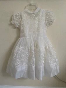 White First Communion/Wedding Party dress Vtg estimate a girls size 7 - Picture 1 of 9