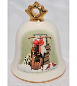 Hummel Goebel 2016 33. Auflage Jahresglocke 3" G111306 Weihnachtsschlitten BRANDNEU - Bild 1 von 3