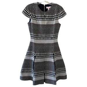 Vestido Patinador Ted Baker Brillo Metálico Estampado Jacquard Plisado Talla 4 Totalmente Nuevo - Imagen 1 de 12