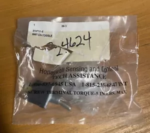 HONEYWELL 31NT91-6 Toggle Switch, (On)-Off, SPST, Non Illuminated, 10 A - Picture 1 of 4