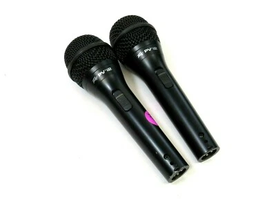 Set of 2 Peavey PV i2 Cardiod XLR Microphones - Image 1 of 4