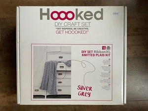 Hoooked DIY Set Silver Grey Ribbon XL Knitted Plaid Blanket Kit - Picture 1 of 4