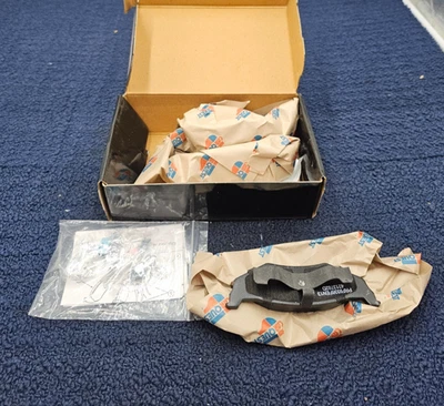 Pastilla de freno de disco semimetálica PMD782H para modelos selectos 93-10 Chrysler Dodge Eagle Foto 1 de 4