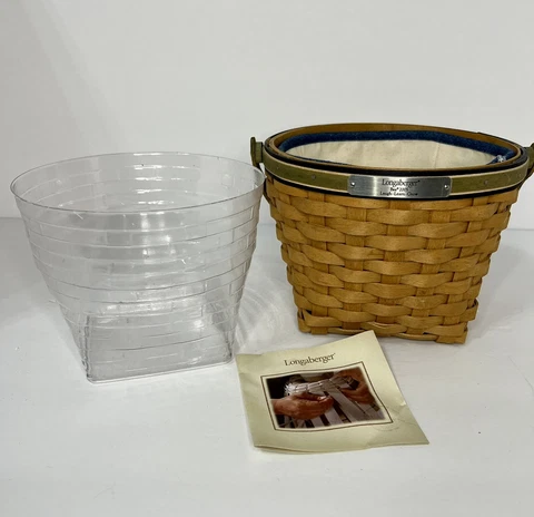 Longaberger 2005 BEE Basket, Embroidered Liner & Protector - Laugh Learn Grow Cover