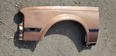 1988 Toyota Fender LH  ( Tercel?  Celica?) Used Ad# 9354 Foto 1 de 4