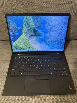 Lenovo ThinkPad X1 Carbon Gen 11 14” Touch i7 1.8GHz 32gb 1tb SSD 2027 Warranty - Image 1 of 3
