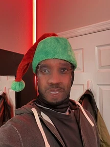 Christmas Diddy Face Mask - Hip Hop Rapper Puffy Funny Face Mask P Diddy - Picture 1 of 3