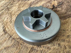 A556-001720 Echo CS-2511 3/8 Lo Pro Drive Sprocket [NOTE 3/8 Lo Pro VERSION] - Picture 1 of 4