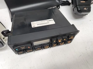 93 Corvette C4 Electronic Climate A/C Control Unit Air Conditioning CONVERTIBLE - Picture 1 of 2