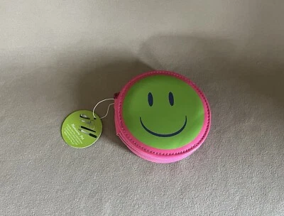 Juego de manicura de 4 piezas en estuche ~ lima/cortadora de uñas, tijeras y recortadora de cutículas, ¡nuevo! Foto 1 de 4