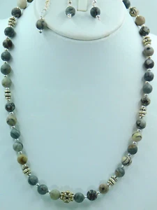 Collar de cuentas de jaspe gris natural con pendientes a juego 18" - Imagen 1 de 8