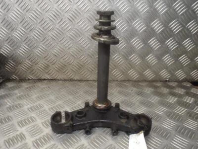 Yugo inferior y potencia de dirección Honda CB650C CB650 C 1982 Foto 1 de 4