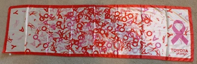 Banner de concientización sobre el cáncer de mama Toyota Racing 60x16 100 % poliéster Foto 1 de 4