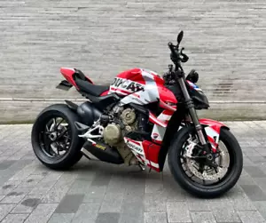 DUCATI Streetfighter V4 & V4S (20~24) Complete Decal Graphic Sticker Kit - Picture 1 of 8