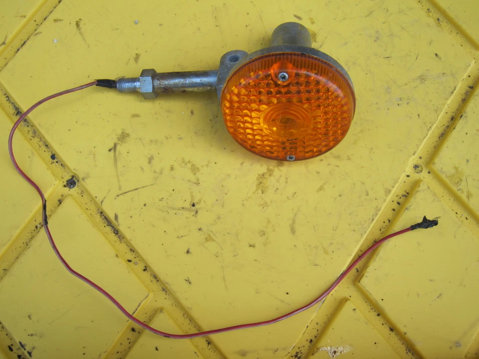 1980 Honda CX500C Custom OEM указатель поворота - Изображение 1 из 1