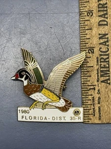 Vintage 1980 Florida District 35 - R Lions Club Pin Duck Taking Flight - Bild 1 von 2