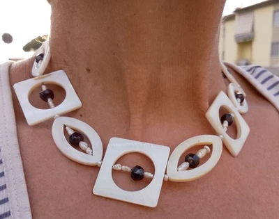 Collier Granati Antichi in Madreperla e Perle - Immagine 1 di 3