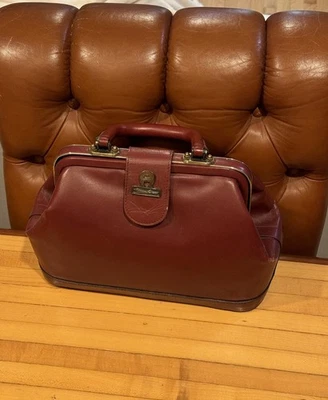Bolso de mano vintage de cuero borgoña Etienne Aigner Oxblood Foto 1 de 4
