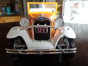 RARE # 4 IN SERIES 1927 FORD MODEL A BANK UT TENNESSEE VOLS 1/25 BANK - Picture 1 of 11