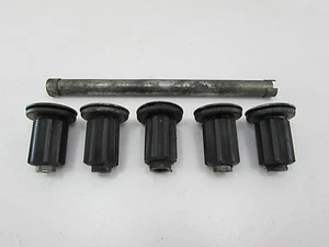 YAMAHA VENTURE XVZ1300 VMAX MAXIM XJ700 RADIAN XY600 FRAME ENGINE MOUNT DAMPERS - Picture 1 of 4
