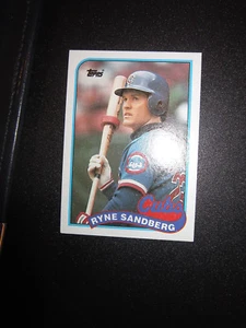 800 Baseball Karten (gleiche) Ryne Sandberg 1989 Topps #360 EX/NRTM Brick - Bild 1 von 1