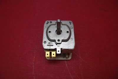 TUMBLE DRYER HOTPOINT  TVM572G UK  TIMER - Image 1 of 3