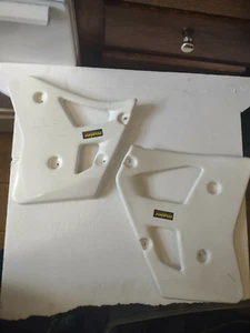 Yamaha 1990 yz 250 maier tank plastics - Picture 1 of 6