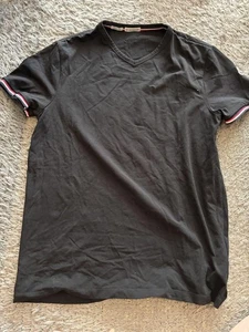 Moncler Kurzarm T-Shirt. Keine auffälligen Kratzer oder Flecken. N6920 - Bild 1 von 24