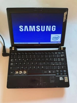 Netbook Samsung Nc10 Intel Atom 1.60 Ghz - Immagine 1 di 4