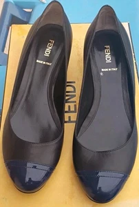 Zapatos de salón de cuero negros FENDI tacones altos, puntera de cuero patentada talla 37,5 (como nuevos) caja - Imagen 1 de 18