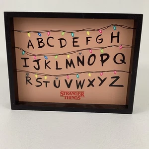 Stranger Things Alphabet Wall Desktop Christmas Bulb Light Up Sign Netflix 7"x9" - Imagen 1 de 7