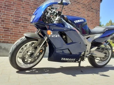 Wegen Neuanschaffung ,verkaufe ich meine Yamaha FZR 1000 LE - Bild 1 von 4