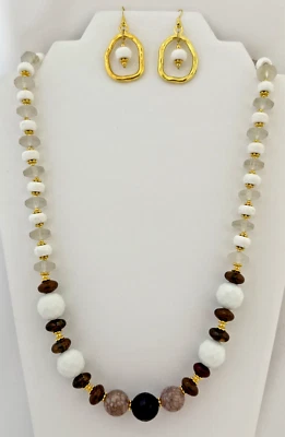 Oro ~ Vidrio de leche, vidrio, ojo de tigre 25" collar con cuentas pendientes colgantes de 2" Foto 1 de 4