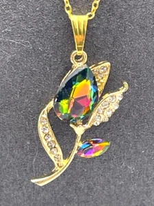 Necklace Gold Tone Mystic Topaz Tulip with Clear Crystal Leaf Accents - Picture 1 of 7
