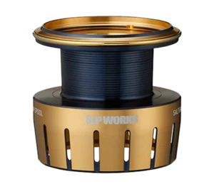 DAIWA 23 SALTIGA SLPW SHALLOW SPOOL GOLD - Imagen 1 de 4