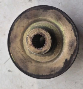 John Deere L118 L120 130 L105 Tractor Transaxle Splined Drive Pulley - Picture 1 of 2