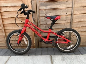 Giant ARX 16” Red and Black Bike - Picture 1 of 7