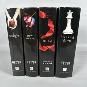 The Twilight Saga Collection 4 Book Set Stephenie Meyer Hardcover First Edition - Foto 1 di 18