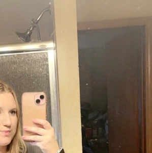 iPhone 15 Plus With Tik Tok Installed - Picture 1 of 1