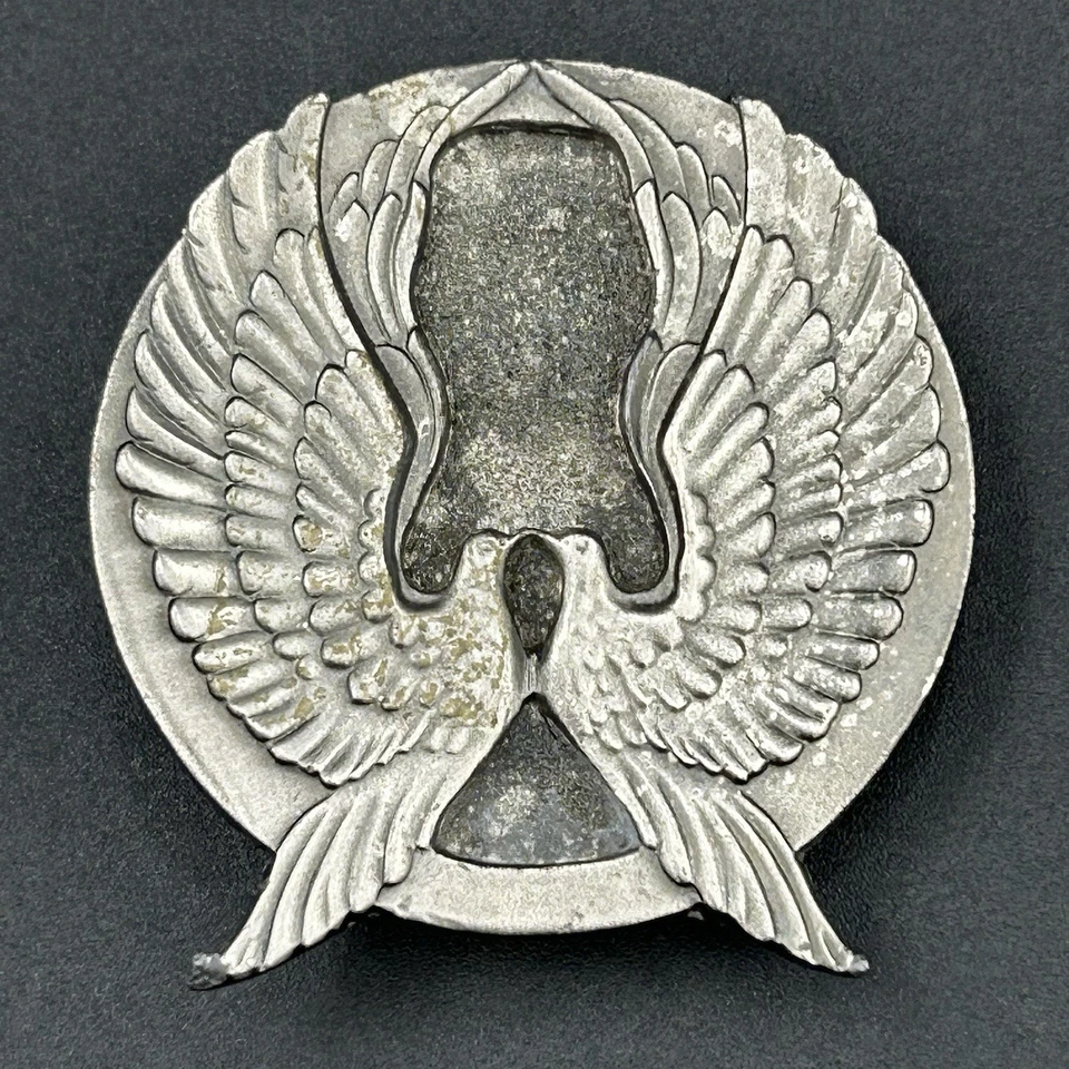 Lewis Buckles Co 1975 alas de ángel hebilla de cinturón peltre EE. UU. Foto 1 de 4