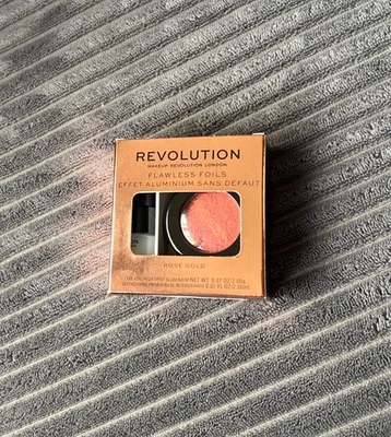 Makeup Revolution London Flawless Foils Eye Shadow Rose Gold NEW IN BOX - Image 1 of 4