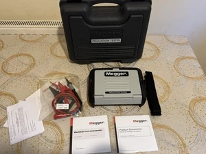 Probador analógico de aislamiento y continuidad MEGGER MIT310A | Estuche y accesorios - Imagen 1 de 11