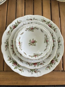 16 Pc Johann Haviland Moss Rose China Dishes 4-4 Piece Place Settings Traditions - Picture 1 of 17