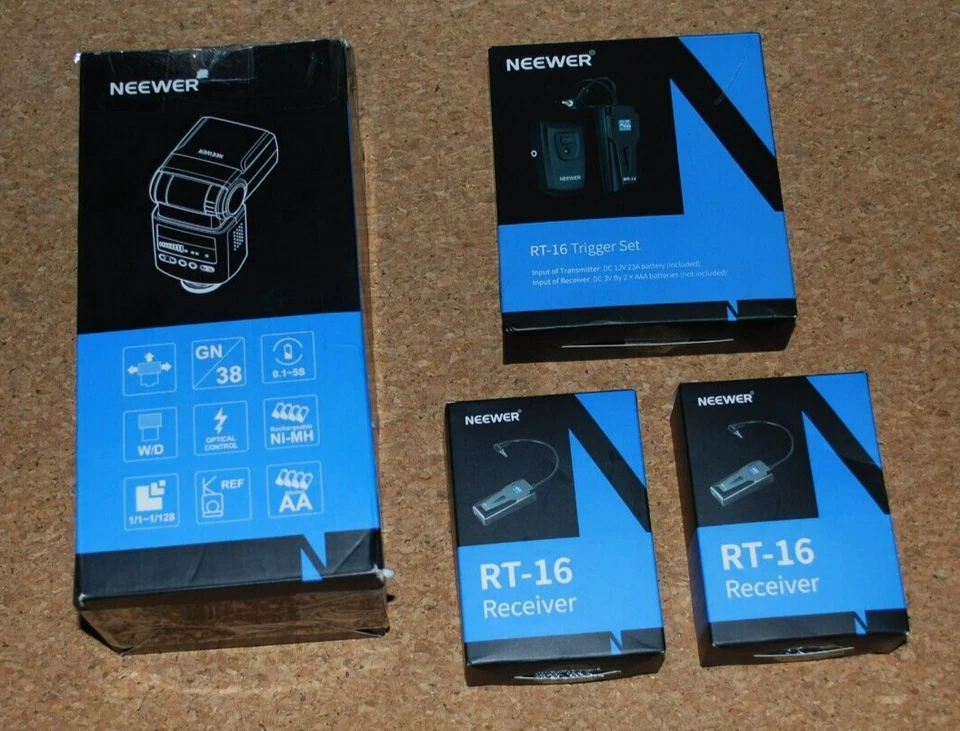 Neewer TT560 Flash Speedlite & RT-16 Trigger 3 receivers Canon Nikon Panasonic