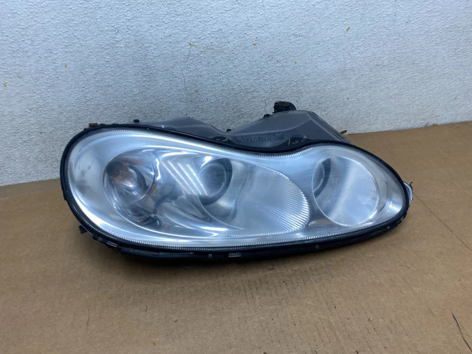Faro halógeno lateral derecho pasajero Chrysler LHS 1999 a 2004 L2473 DW Foto 1 de 4