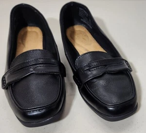Vintage Time and Tru Women's Penny Loafer Size 6.5 W Regular Black Memory Foam - Picture 1 of 12