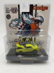 M2 Machines Diorama CHASE 1971 Dodge Challenger R/T Green R13 - Picture 1 of 7